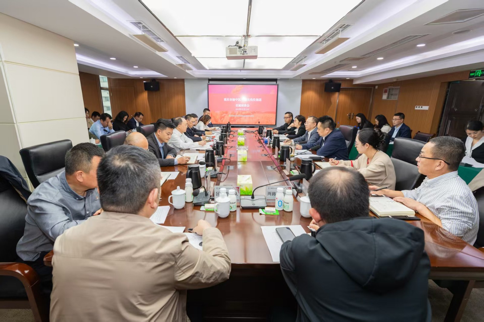 1761293553446813.jpg 06d9c41e83aed96bc51d2d9e6f7344bc.jpg